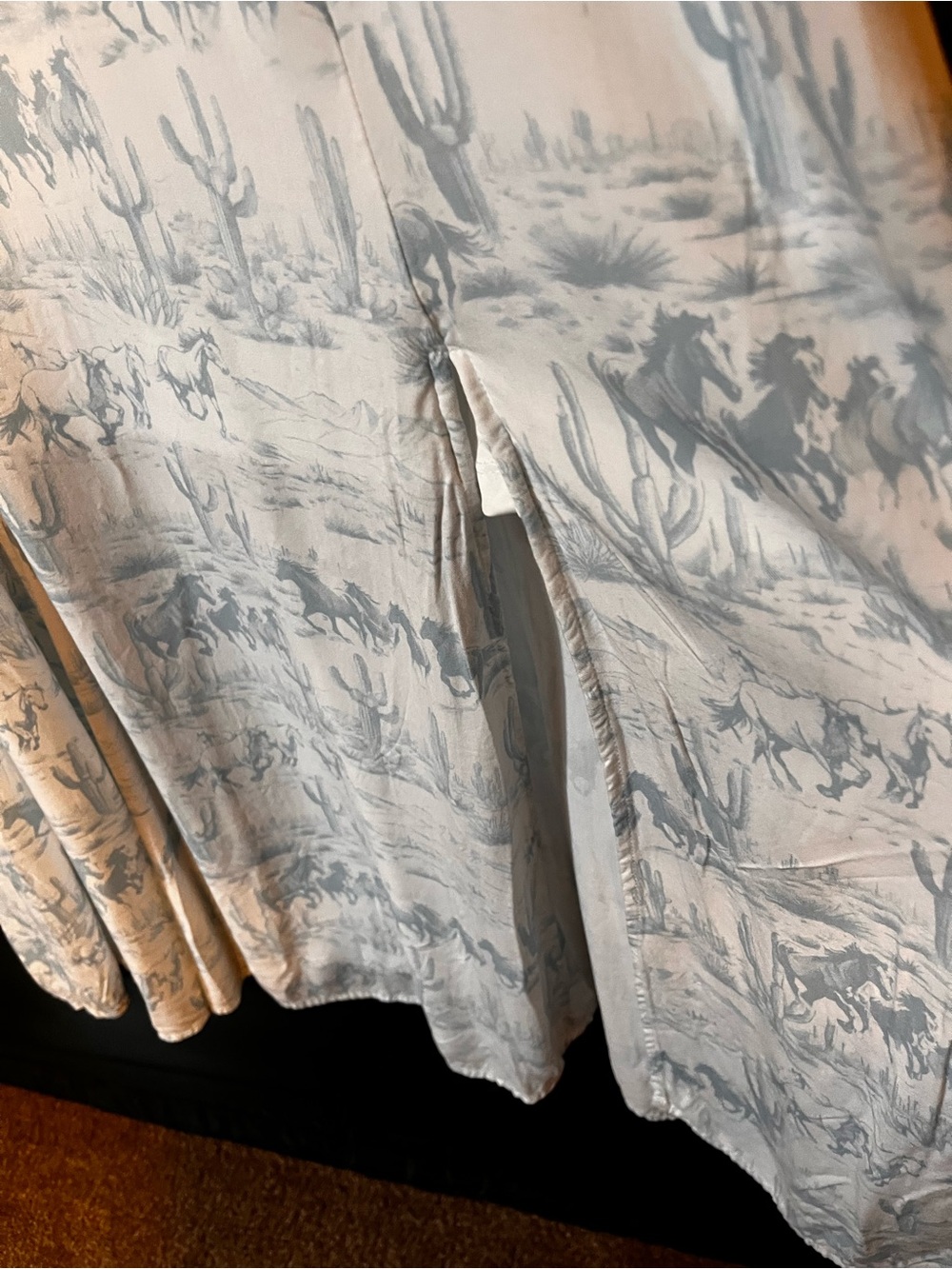 Wrangler White Dress with Light Blue Western Motif - Picture 5 of 7
